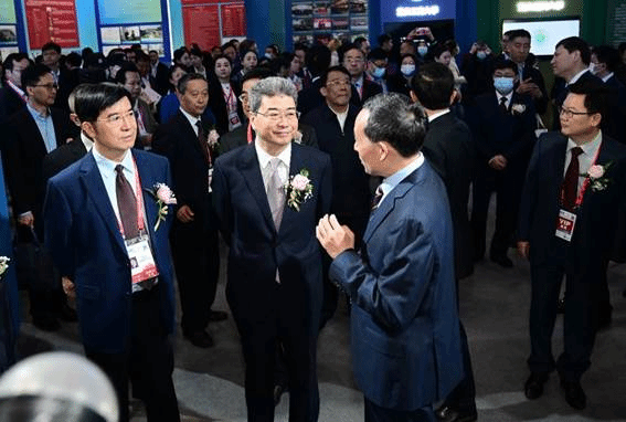 说明: https://www.cqust.edu.cn/__local/3/30/0A/5E8121BBB15D1E59C53867F1417_2485D526_14F59.png 说明: https://www.cqust.edu.cn/__local/3/30/0A/5E8121BBB15D1E59C53867F1417_2485D526_14F59.png